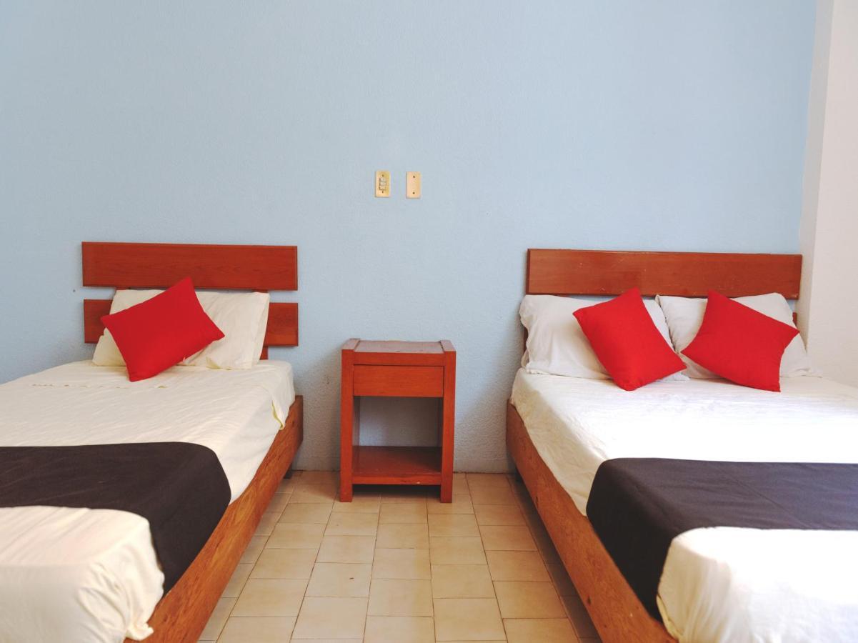 Oyo Hotel Italia 阿瓜斯卡达特斯 外观 照片
