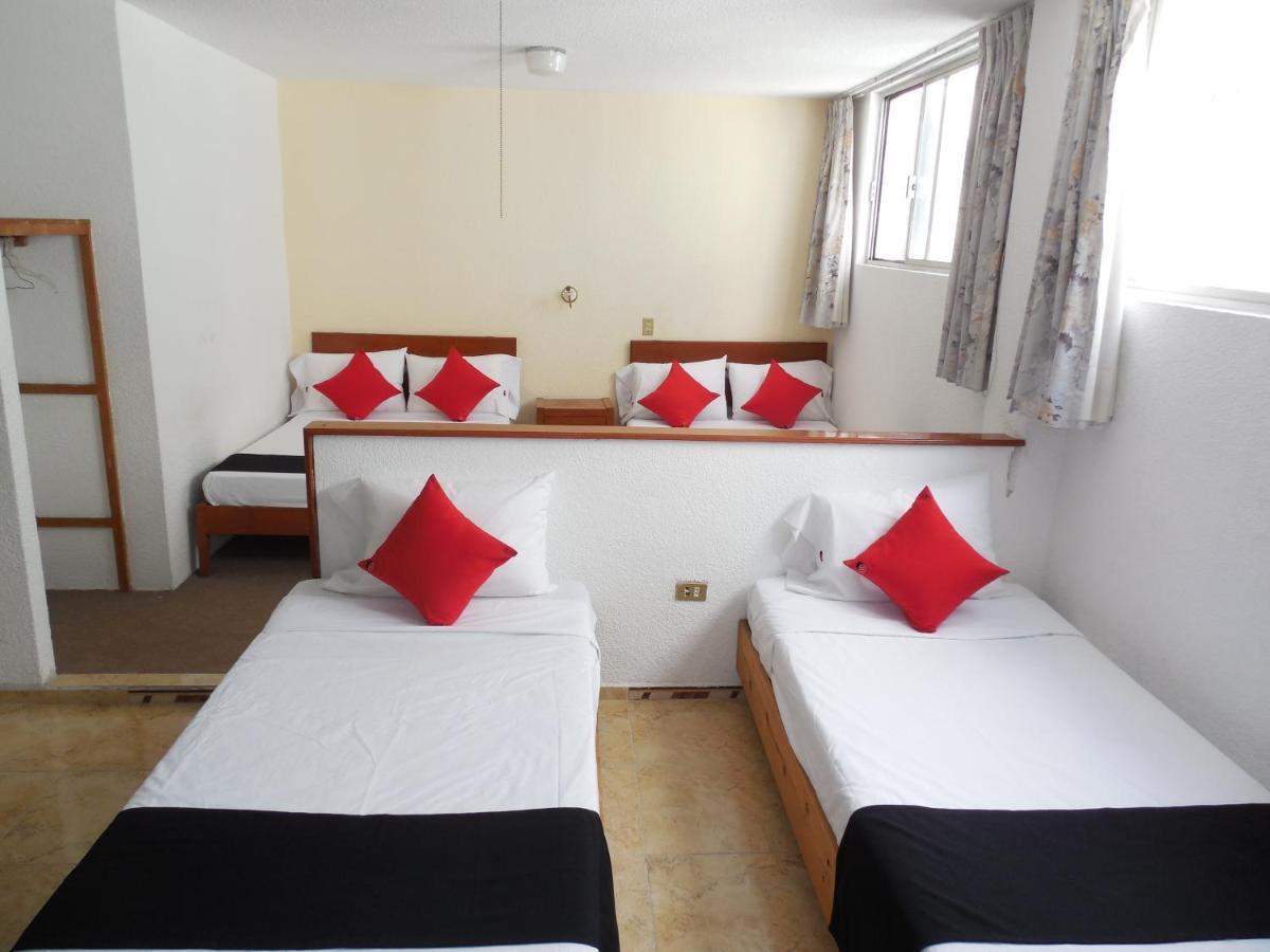 Oyo Hotel Italia 阿瓜斯卡达特斯 外观 照片