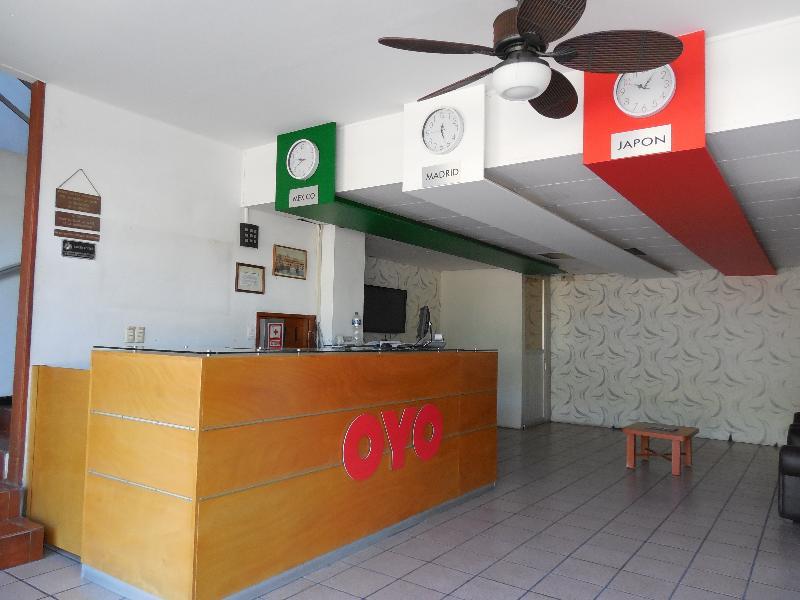 Oyo Hotel Italia 阿瓜斯卡达特斯 外观 照片