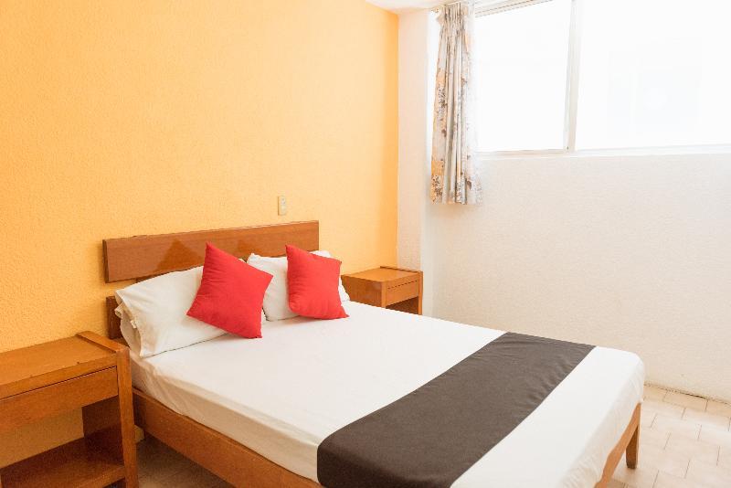 Oyo Hotel Italia 阿瓜斯卡达特斯 外观 照片